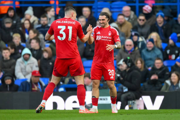 在令人瞩目 在令人瞩目