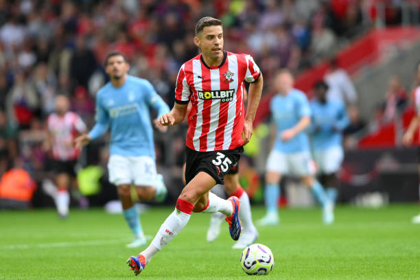 的聯袂並不 的聯袂並不