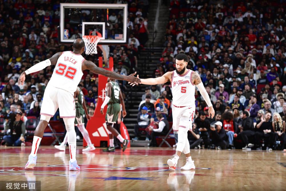 轻球员发挥 轻球员发挥