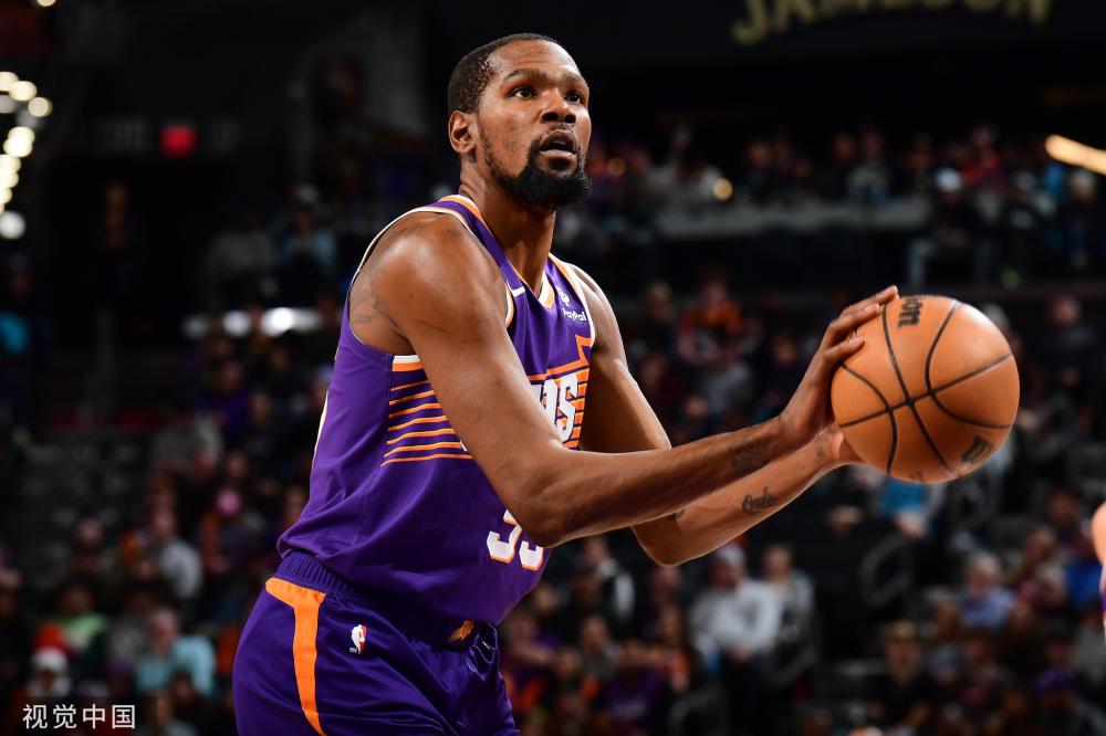 專注於場內 專注於場內